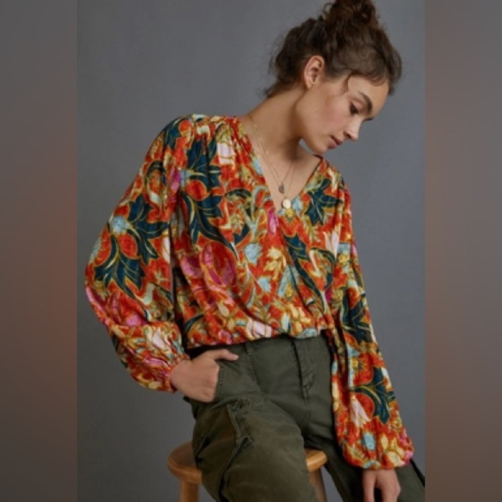 Anthropologie Adeline Surplice Blouse Like New size M